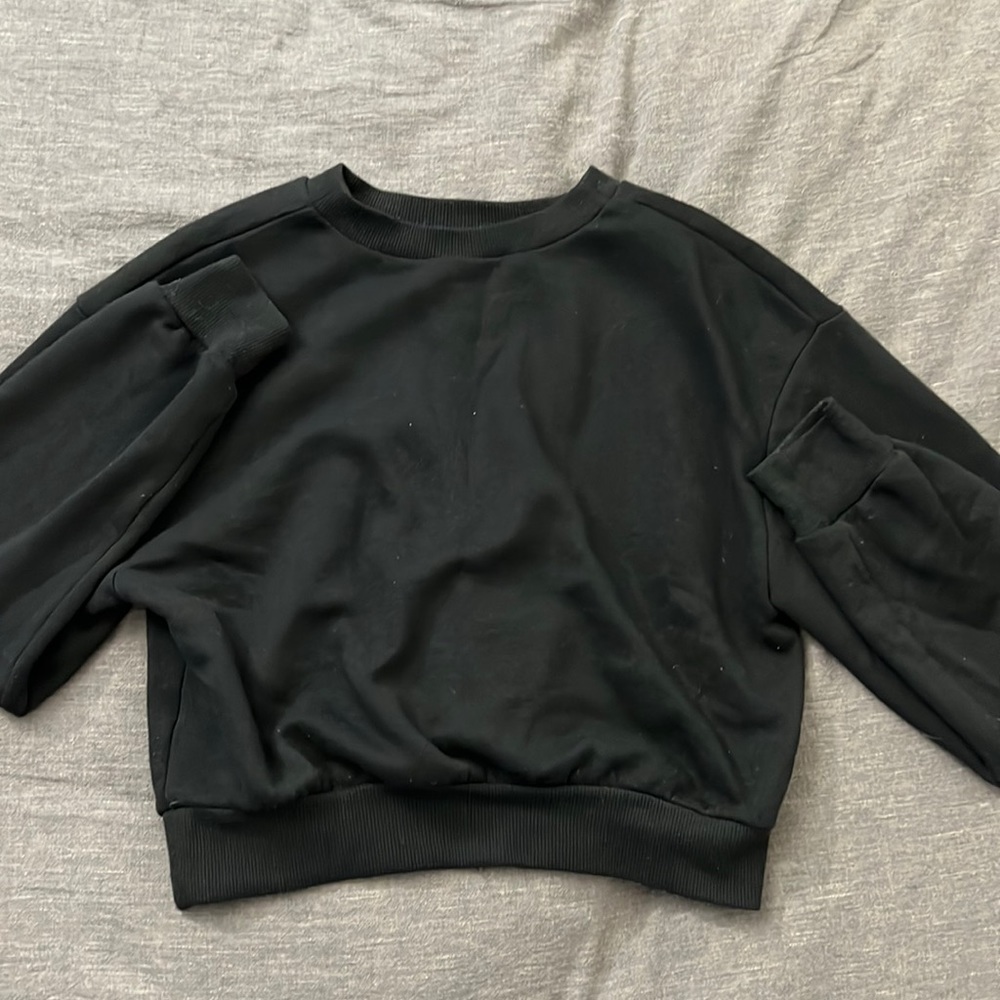Black Cropped Crewneck Sweater